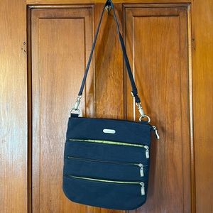 Navy Baggalini purse